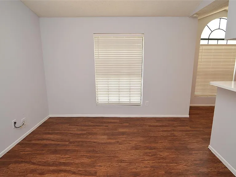8625 Mallard Reserve Dr #201 — Photo 16