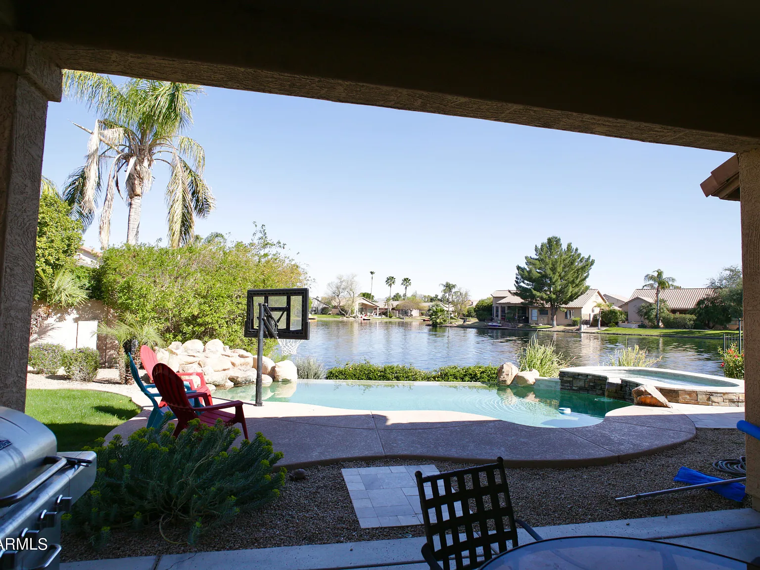 4 bed, 3.0 bath, 2524 sqft, $4,500 — Photo 3
