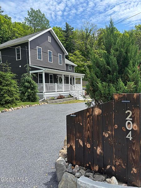 4th image of 204 Luther Road