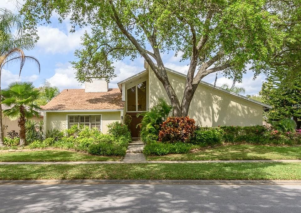 1st image of 14604 Dartmoor Ln
