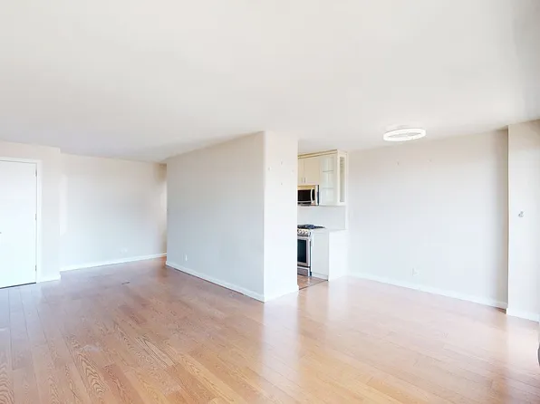 2925 W 5th St APT 13B, Brooklyn, NY 11224