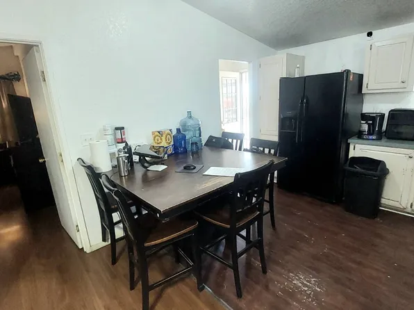 250 N Linden Ave Space 288, Rialto, CA 92376