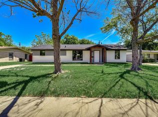 12622 Shadyridge Ln, Farmers Branch, TX 75234