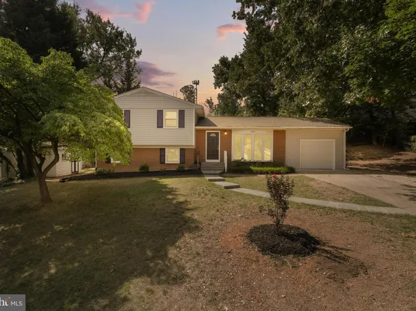 6107 Squire Ln, Alexandria, VA 22310