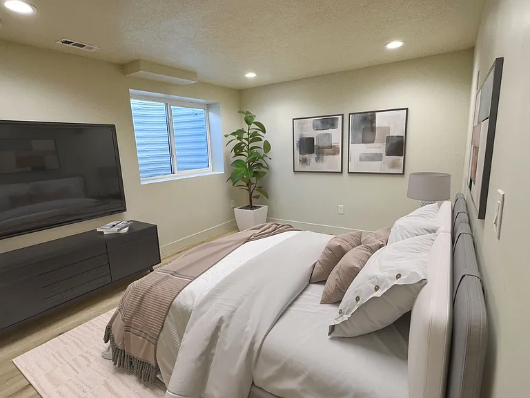 764 N Sunset Dr — Photo 11