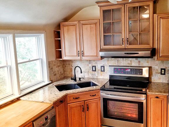 2nd image of 327 W Houstonia Ave APT B