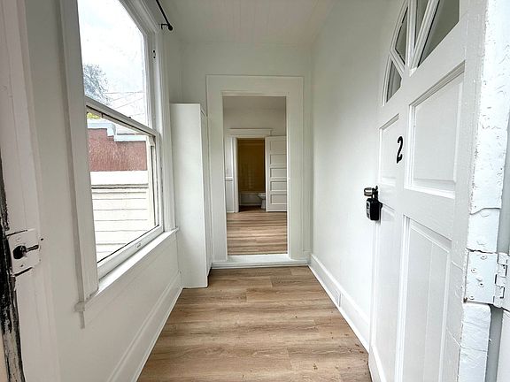 2nd image of 710 E San Fernando St APT 2