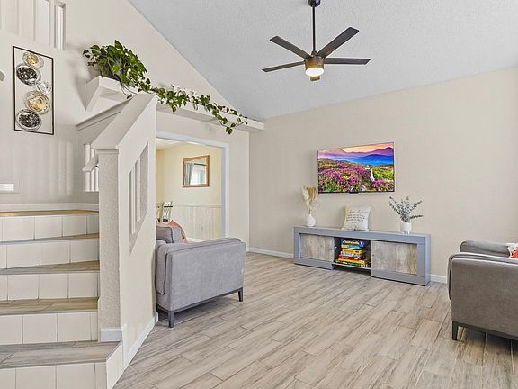 4th image of 7378 Luz De Lumbre Ave