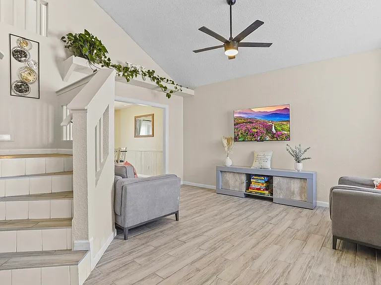 7378 Luz De Lumbre Ave — Photo 4