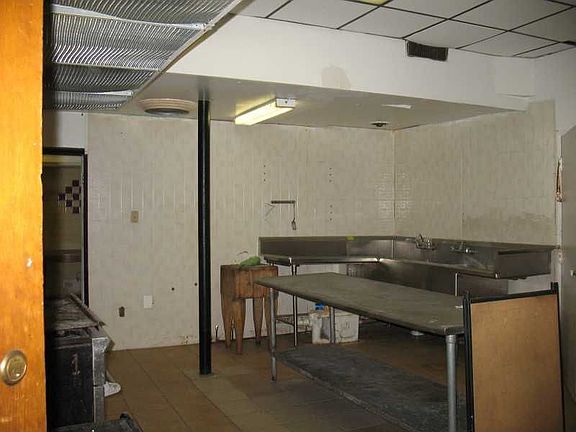 3rd image of 432 Central Ave
