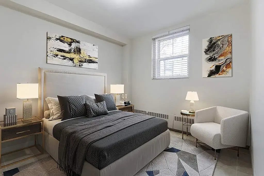Park Apartments — Photo 3