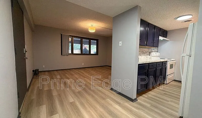 2343 B St #3 — Photo 8