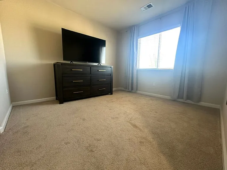 2902 Haddington Ct — Photo 44