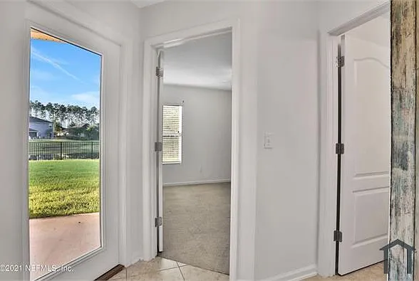 276 W Adelaide Dr — Photo 20