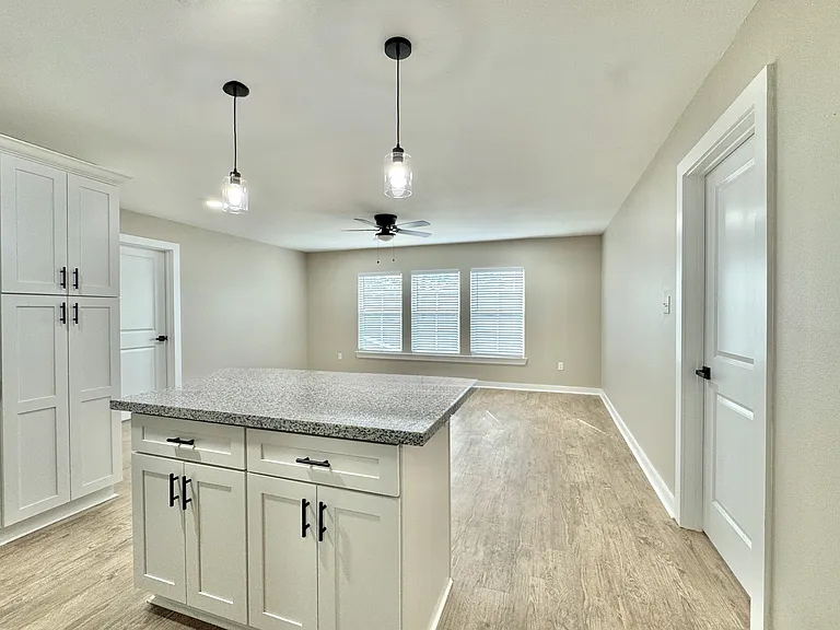 Hidden Pointe Apartments — Photo 48
