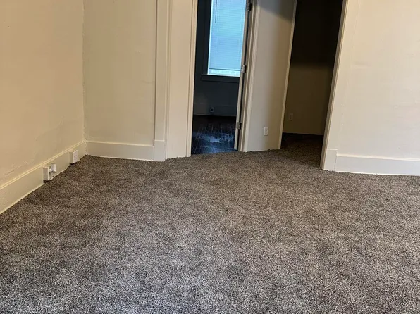 702 N 6th St, Red Oak, IA 51566