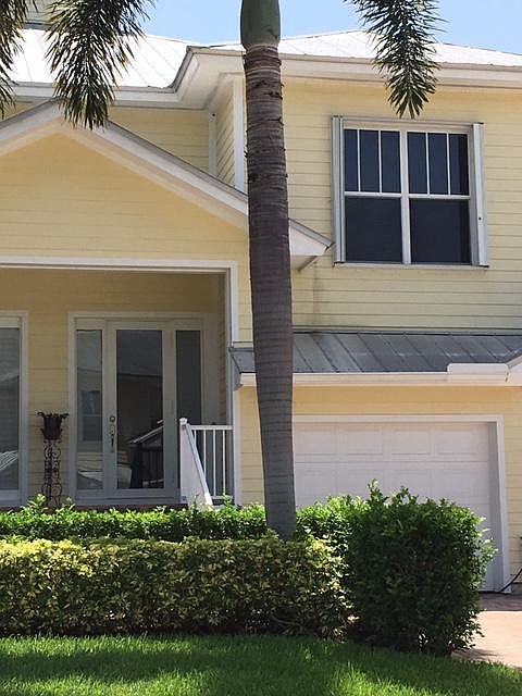 2nd image of 3570 SW Sawgrass Villas Dr