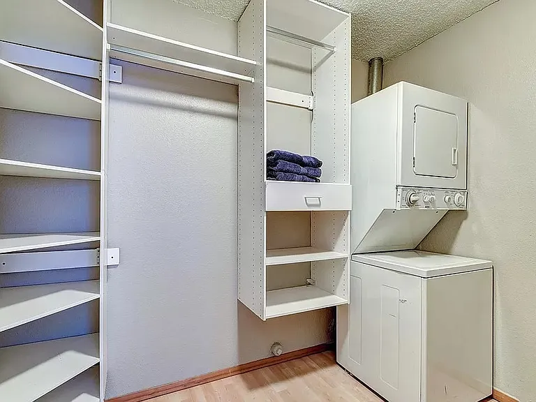 4308 NE Sunset Blvd #K-3 — Photo 7