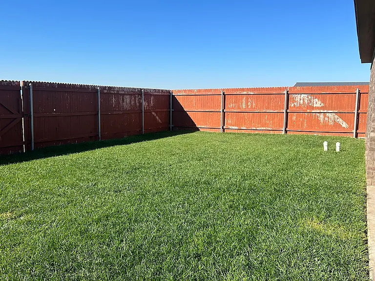 9635 Mossberg St — Photo 25