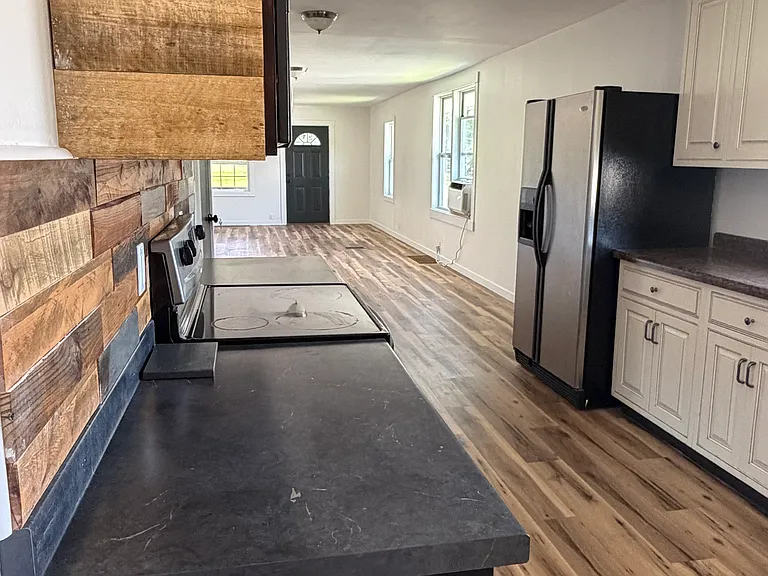 1244A Inwood Dr #1244-A — Photo 8