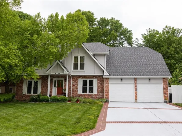 6118 NW Pineridge Cir, Kansas City, MO 64152