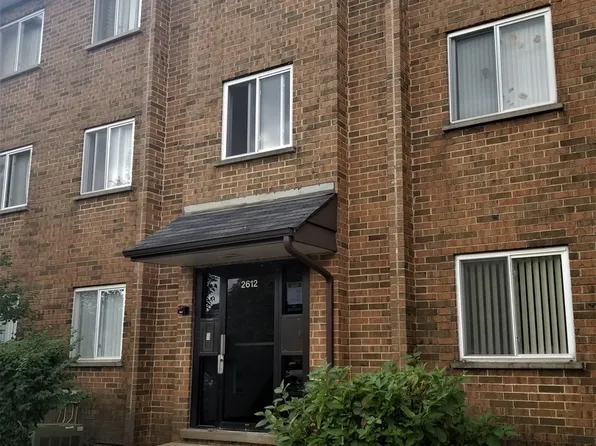 2612 Pirates Cv APT 2, Schaumburg, IL 60173