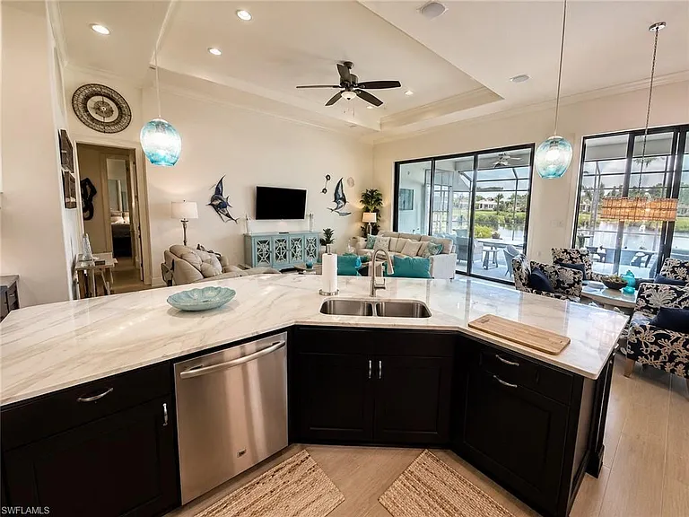 6574 Amarone Ln — Photo 8
