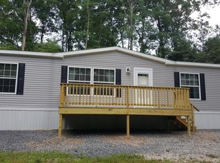 72 Moonshine Rd, Jonestown, PA 17038