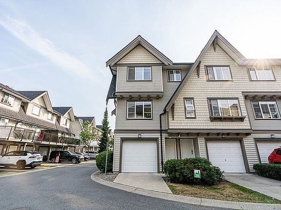 3rd image of 15871 85th Ave #24