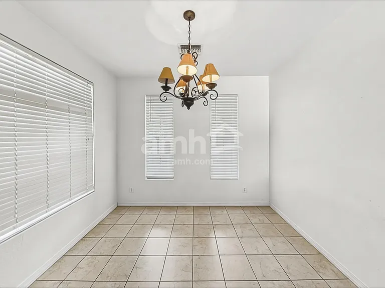 3464 E Packard Dr — Photo 5