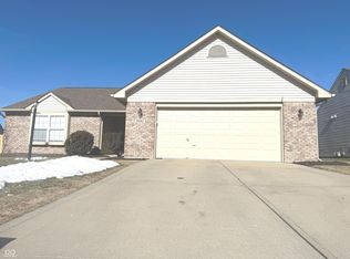 9862 Herald Sq, Fishers, IN 46038