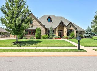 22909 Crossfield Ct, Edmond, OK 73025