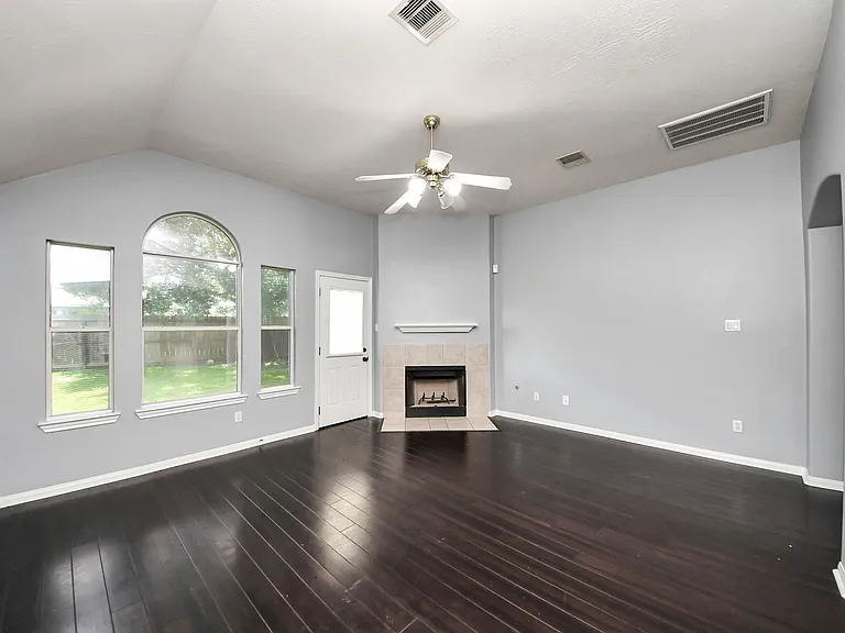 3506 Evergreen Square Trl — Photo 7