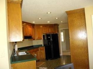 502 Scarlett Dr, Warner Robins, GA 31088