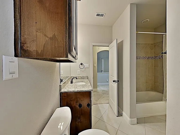 7017 Benjamin Way — Photo 15