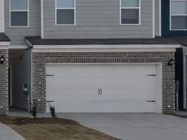 5440 Biltmore Dr, Atlanta, GA 30349
