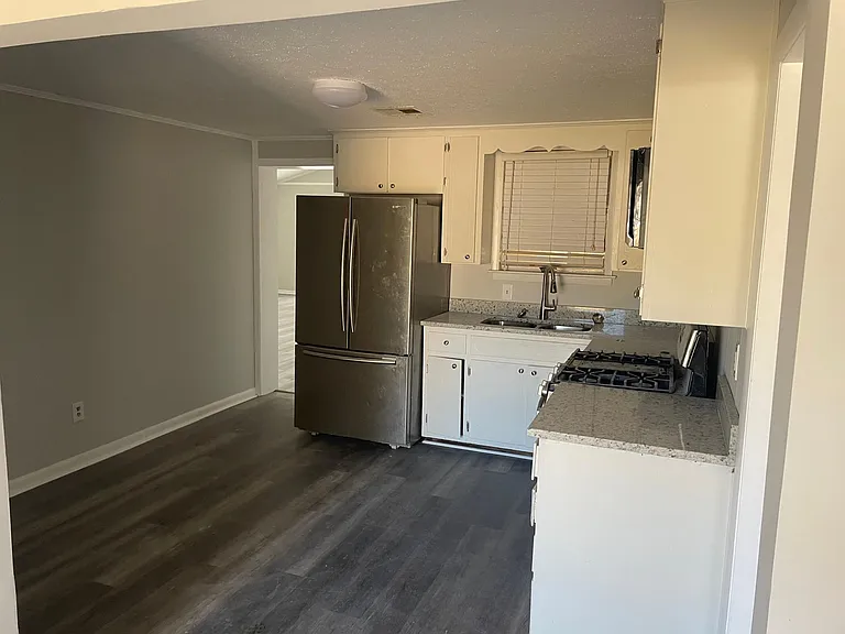 229 Camellia Dr — Photo 6