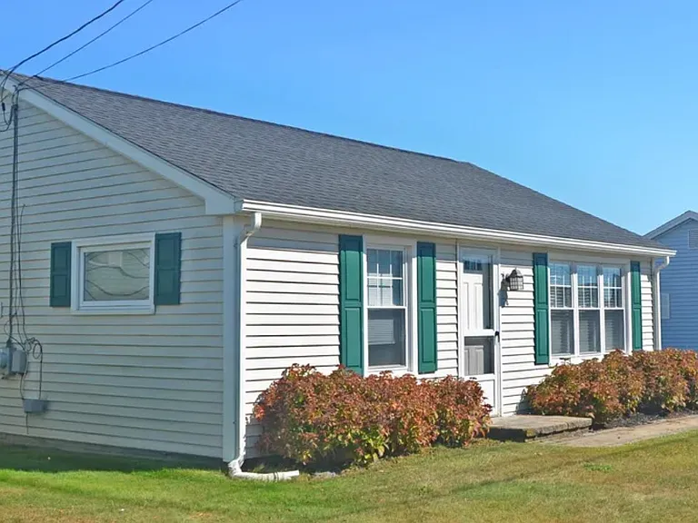 8 Pocono Rd — Photo 6