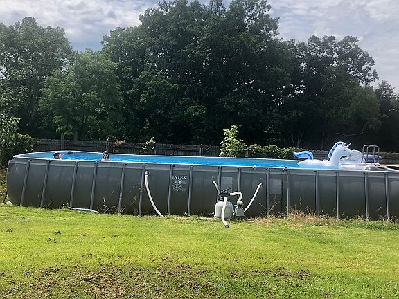 Pool view, Size is 32x16x52 