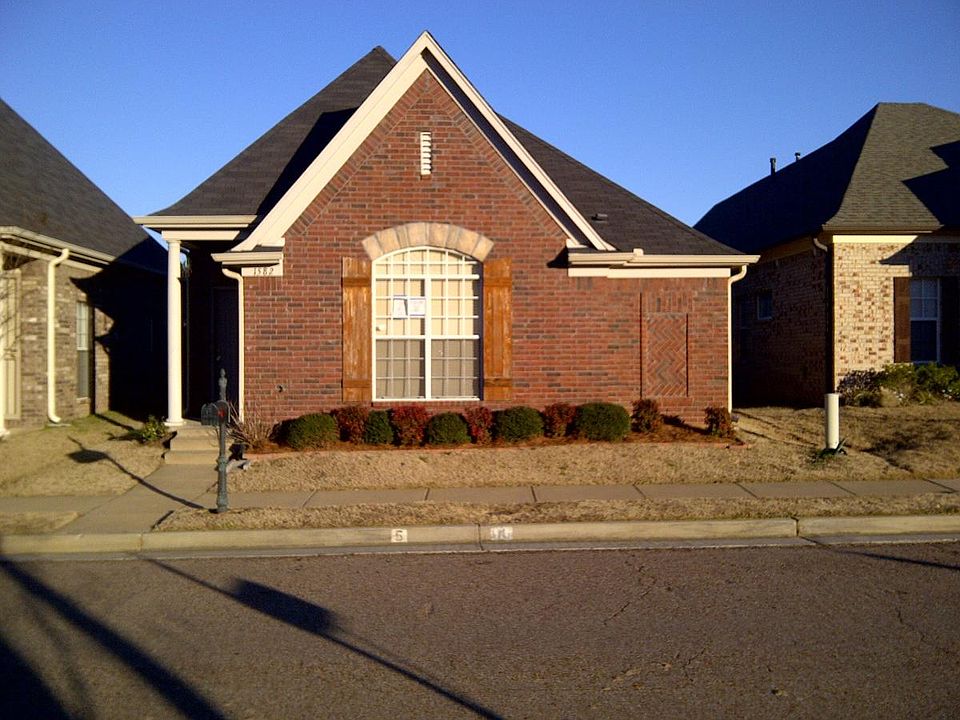 1st image of 1583 Wynne Grove Dr
