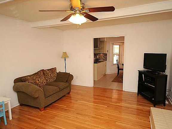 5th image of 1408 Shelborne Ct