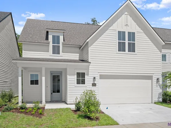 8921 Magnolia View Dr, Baton Rouge, LA 70810