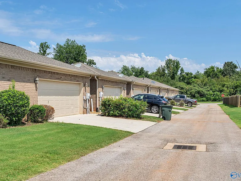 412 White Petal St SW — Photo 36