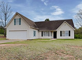 1149 Larkspur Dr, Locust Grove, GA 30248