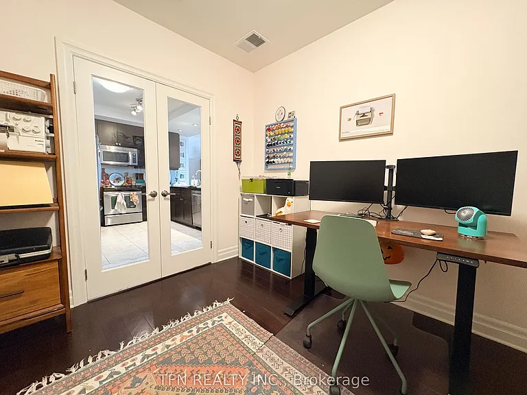 160 Macdonell St #1508 — Photo 24