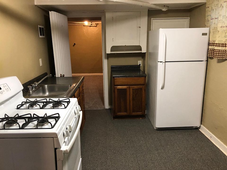 2nd image of 1118 S 12th St APT E