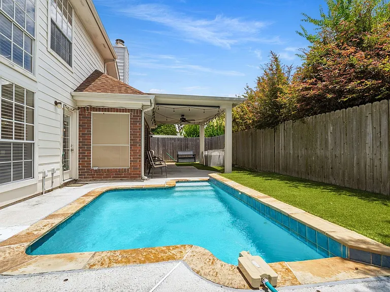 14207 Woodville Gardens Dr — Photo 36