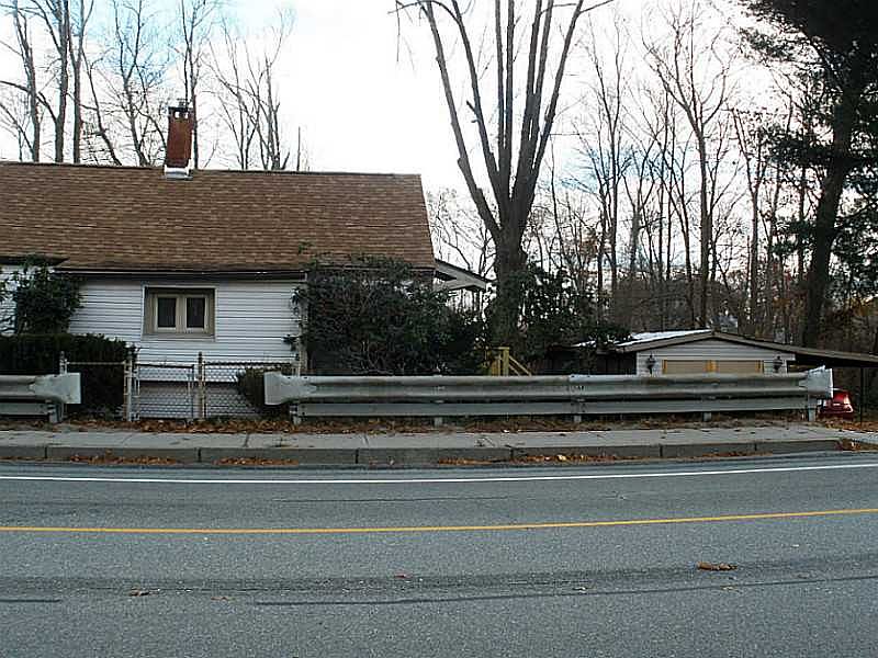 1st image of 1827 Atwood Ave