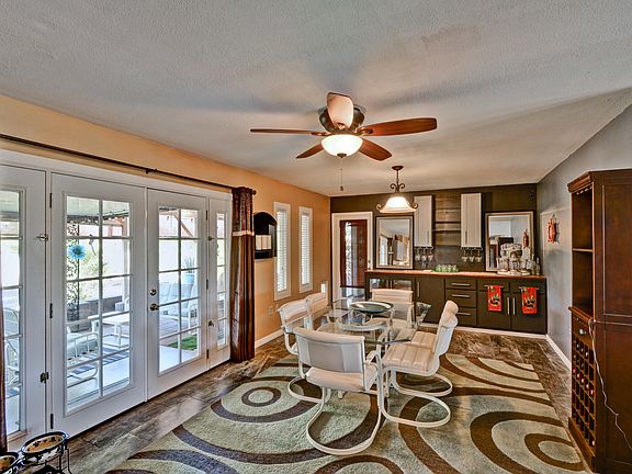 3rd image of 9511 W Cedar Hill Cir N