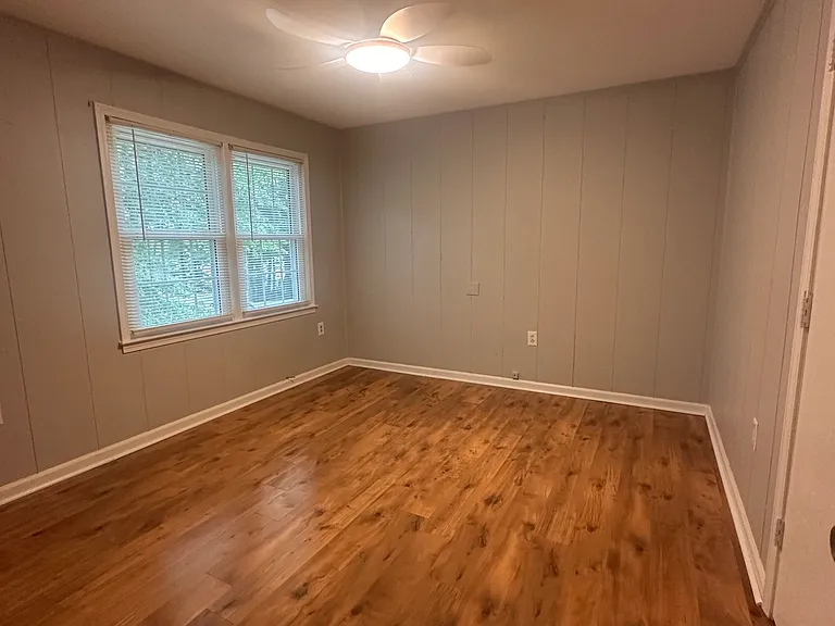 4405 Lakeside Dr — Photo 12